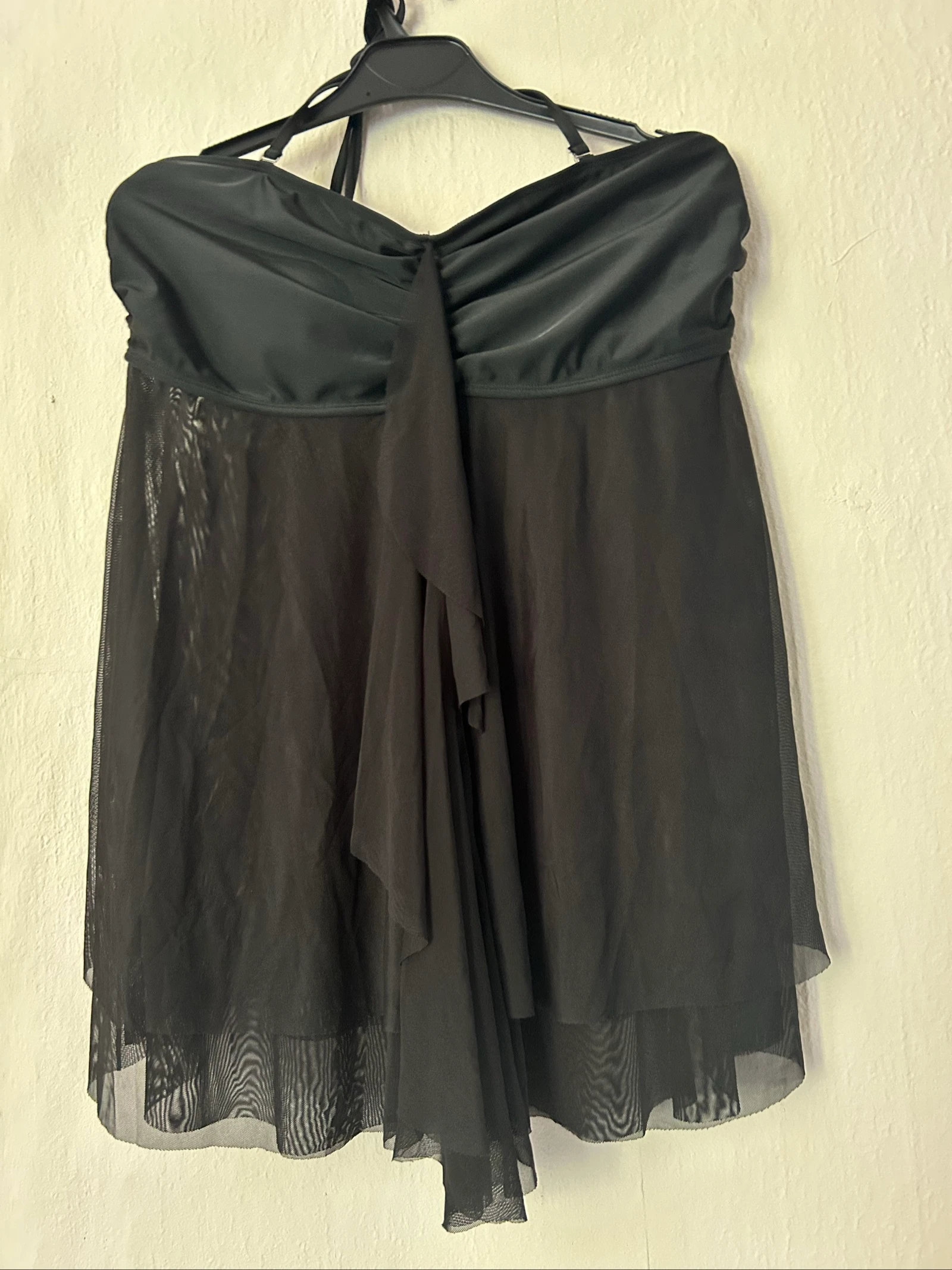 Black layered mesh top – Size 2XL, new